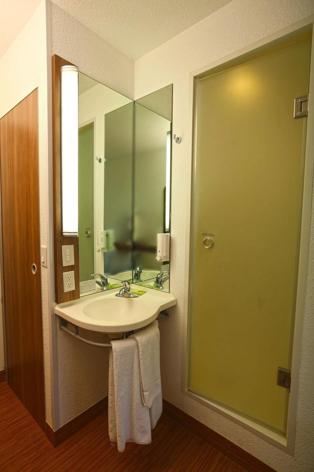 Hotel Hi! Santa Catarina Santa Catarina  Bagian luar foto